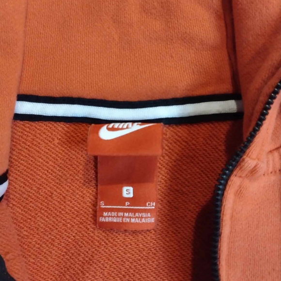 Nike sweater size small - Picture 2 of 4